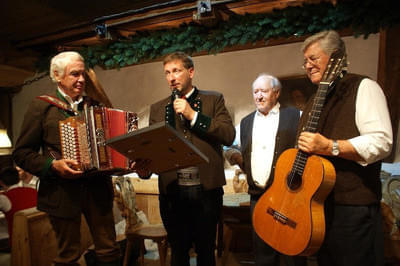 Jahreshauptversammlung Tiroler Volksmusikverein Bild 9