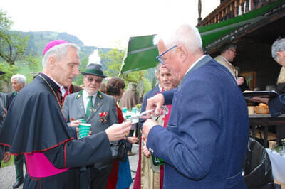 Besuch von Erzbischof Georg Gänswein Bild 19