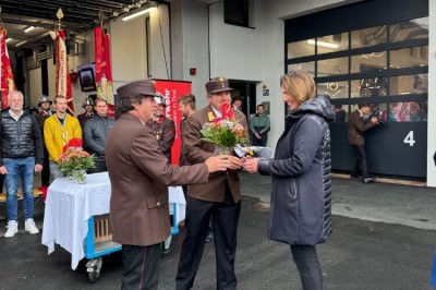 Feuerwehrzubau feierlich eröffnet Bild 18