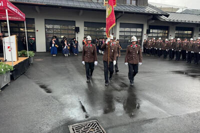 Feuerwehrzubau feierlich eröffnet Bild 12