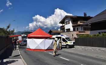 Toedlicher-Verkehrsunfall-in-Kitzbuehel