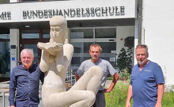 Lesendes-Maedchen-