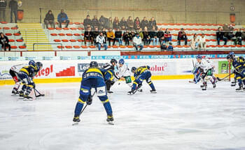 Ein-Derbysieg-fuer-die-Adler