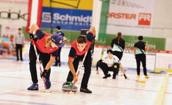 Curler-aus-sieben-Nationen-eroeffneten-Turniersaison