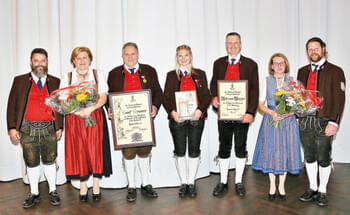 Standing-Ovations-fuer-Stadtmusik