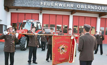 Ehrungsreigen-in-der-Feuerwehr