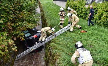 Schwerer-Verkehrsunfall-am-Malernweg